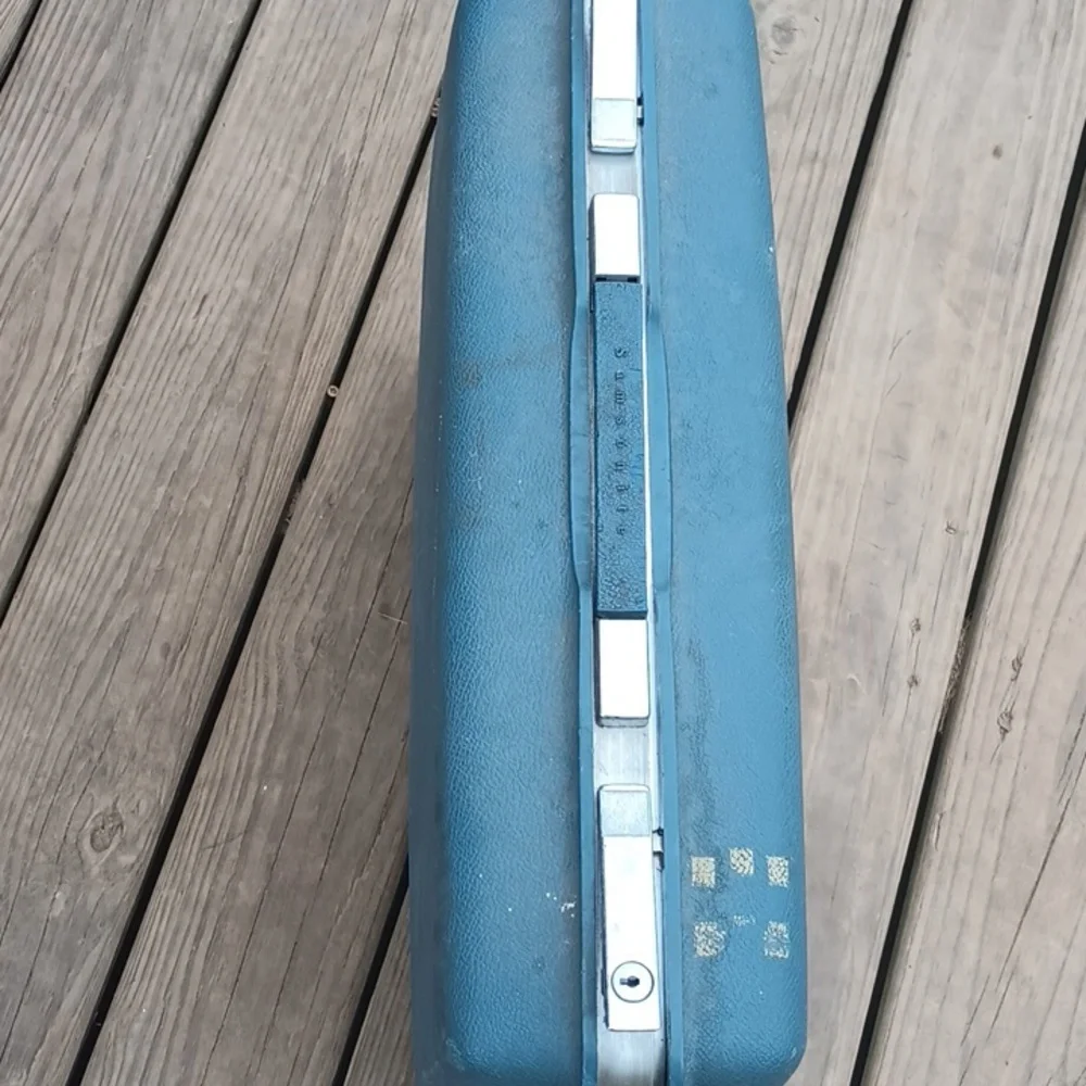 Vintage Blue Samsonite Saturn Suitcase Luggage Hard Shell 1 Large 21x15x5